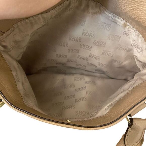 Michael Kors Margo Tan Pebbled Leather Bag with Removable Crossbody Strap - Picture 4 of 6